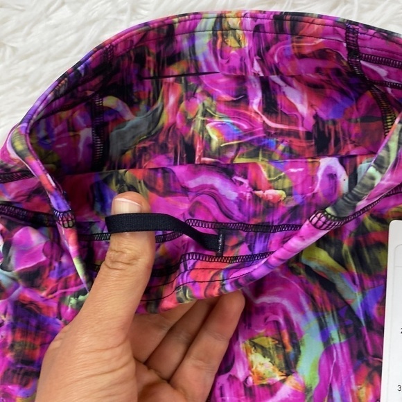 NWT Lululemon Base Pace High-Rise Running Tight 25" Hyper Flow Pink Multi - Picture 4 of 6